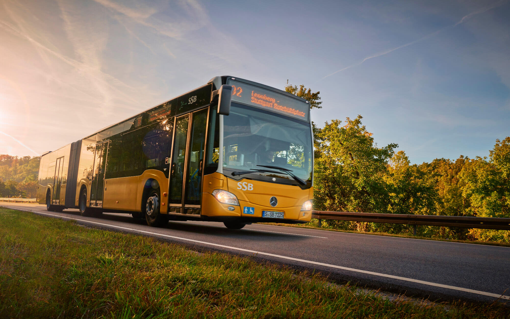 VVS Bus in voller Fahrt